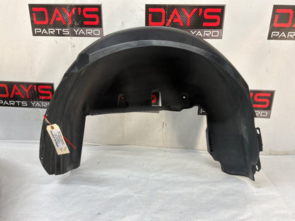 Rh wheel liner - Day's Parts Yard