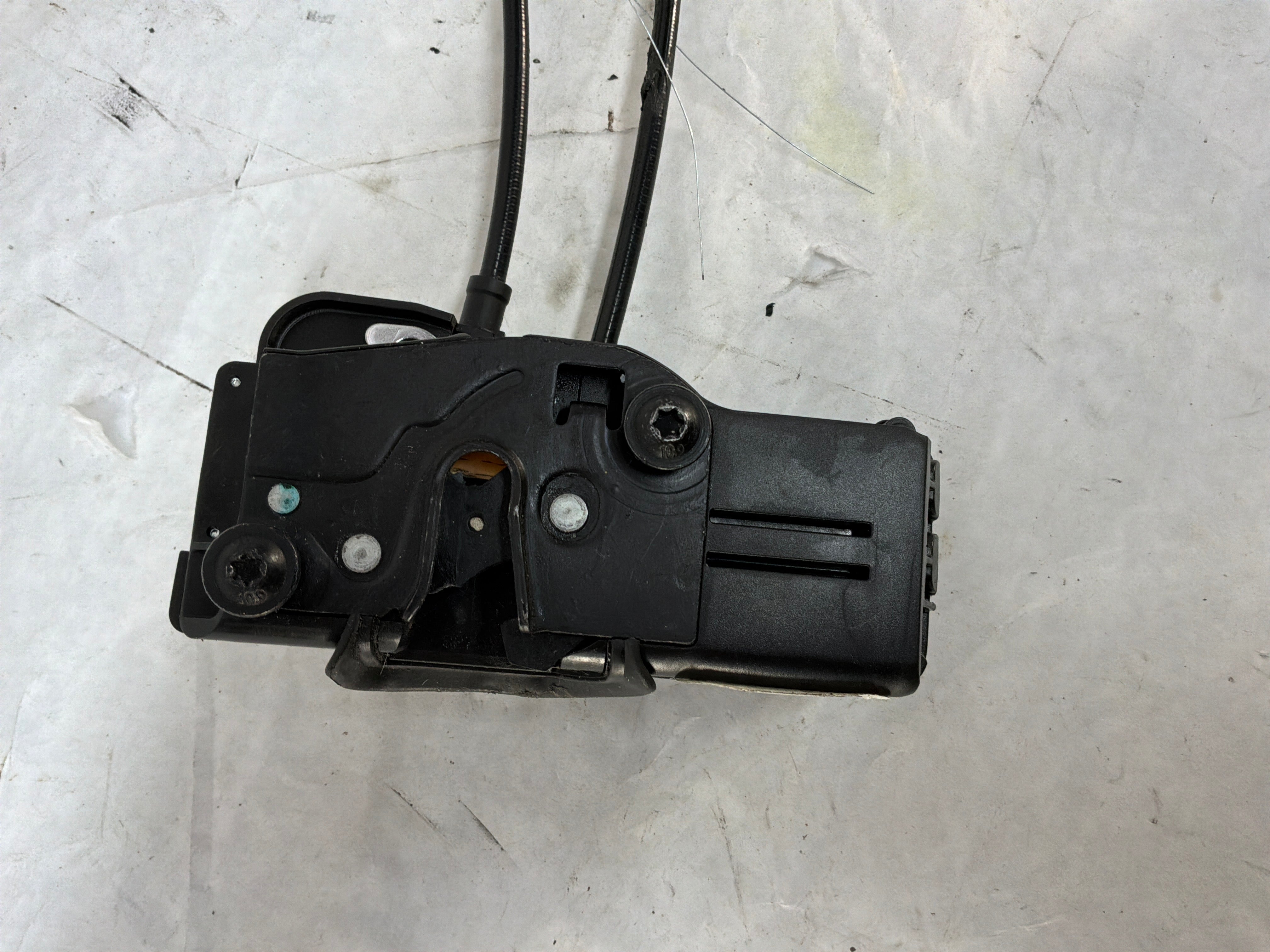 2009 Chevy C6 Corvette LH Driver Door Lock Latch Actuator Assembly OEM