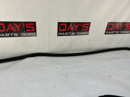 Rh door seal - Day's Parts Yard