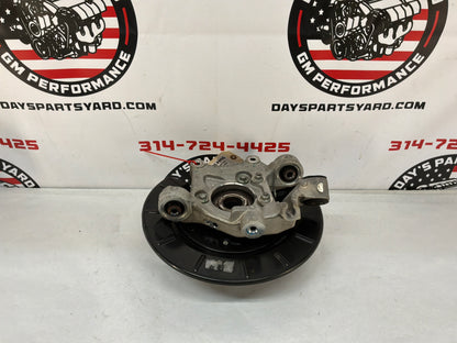 2015 Chevy Camaro SS 1LE RH Passenger Rear Spindle Knuckle Hub OEM