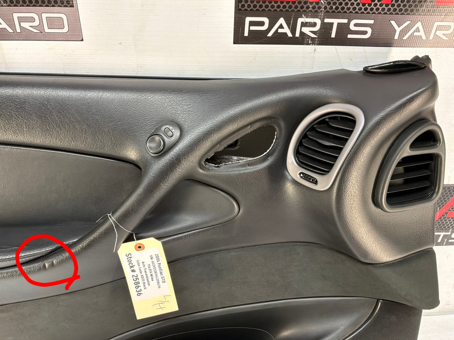 2004 Pontiac GTO LH Driver Front Interior Door Panel Trim OEM