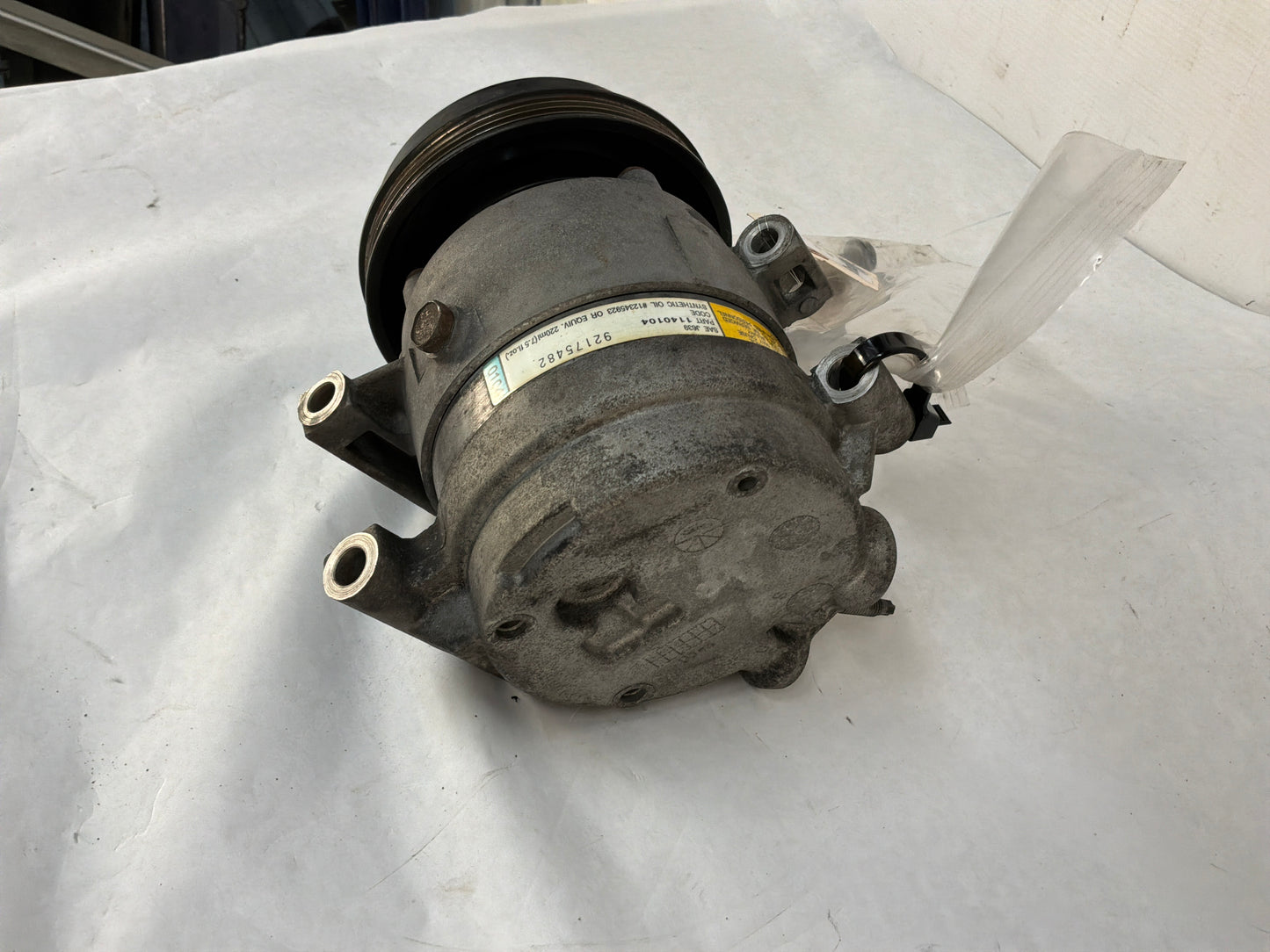 Ac compressor - Day's Parts Yard