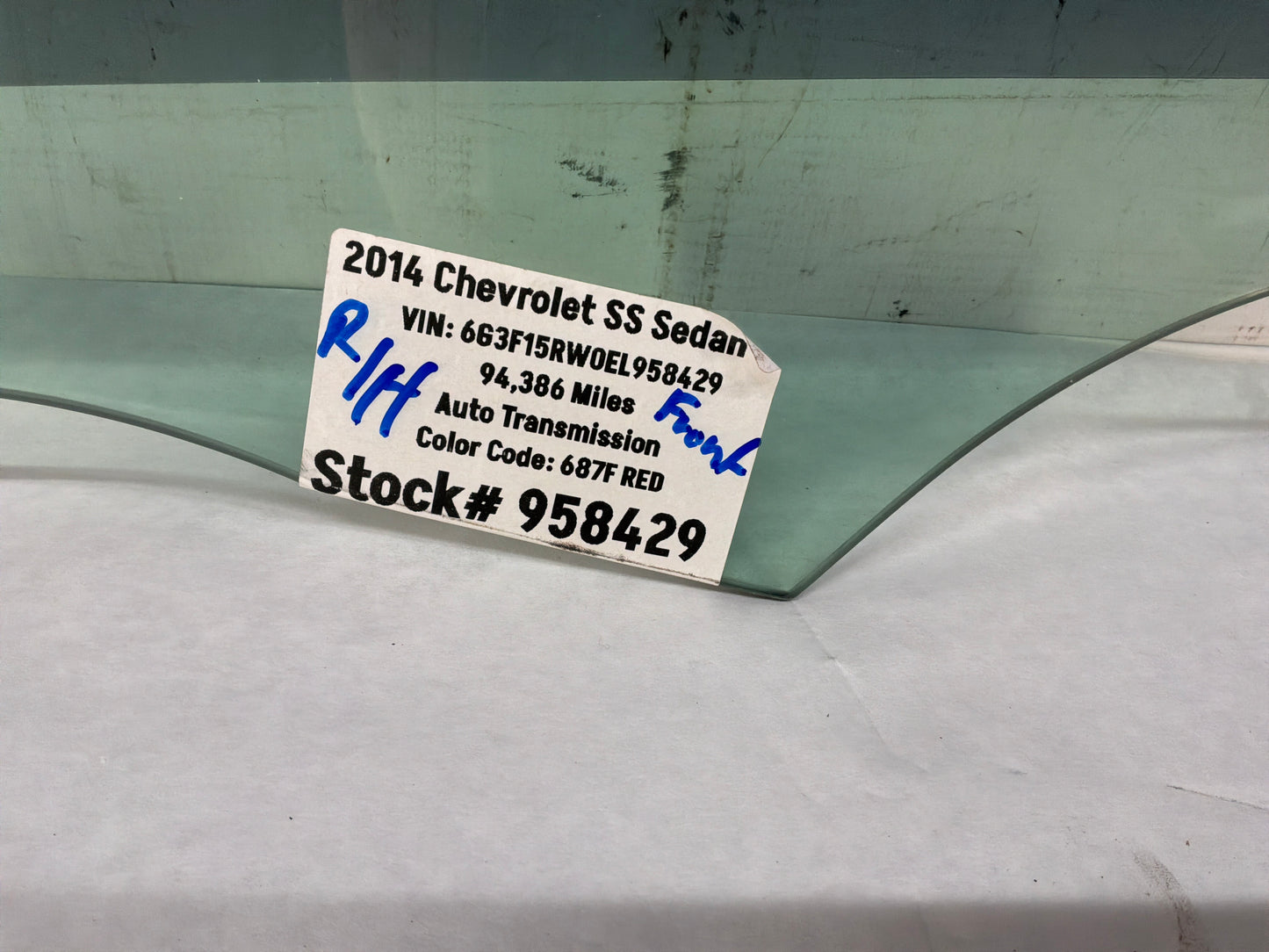 Rh front window glass - Day's Parts Yard