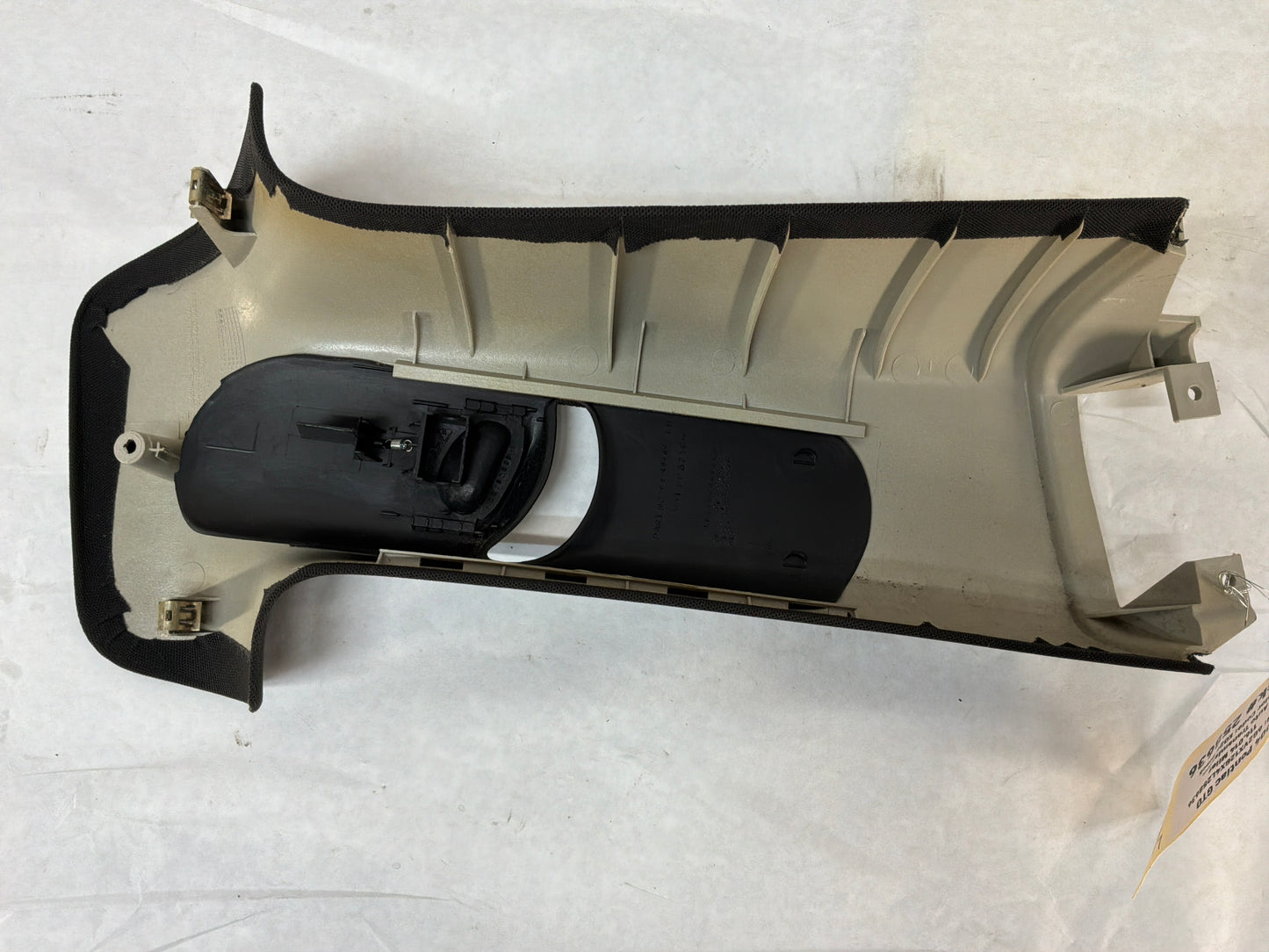 2004 Pontiac GTO LH Driver Interior Upper B Pillar Seat Belt Trim Panel Molding OEM