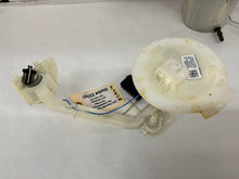 2016 Chevy Caprice PPV Fuel Pump & Lever Sending Unit Assembly OEM