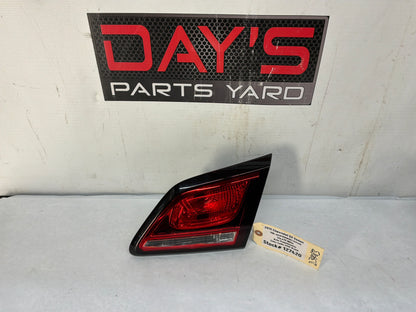 Rh taillight - Day's Parts Yard