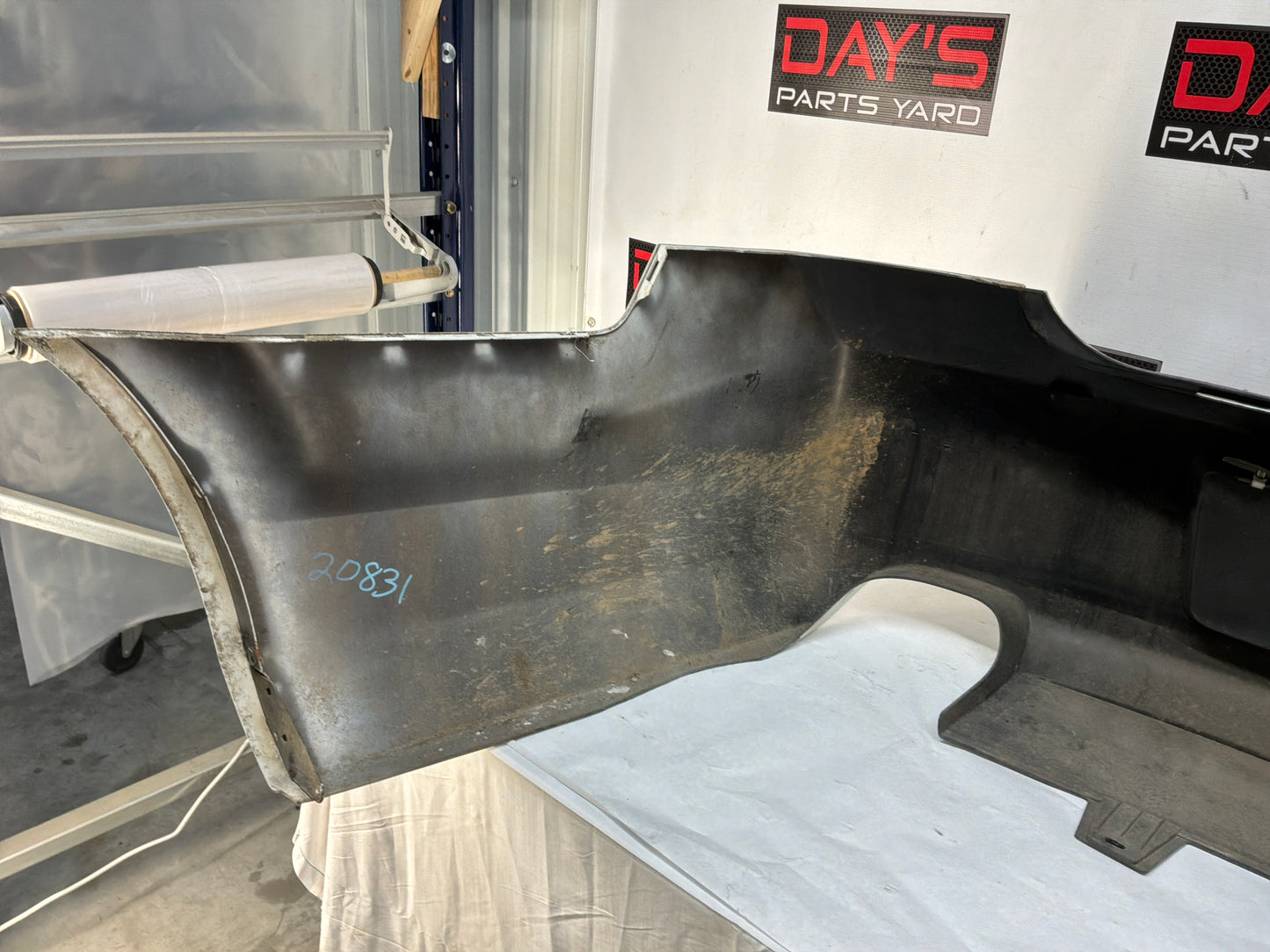 Rear bumper - Day's Parts Yard