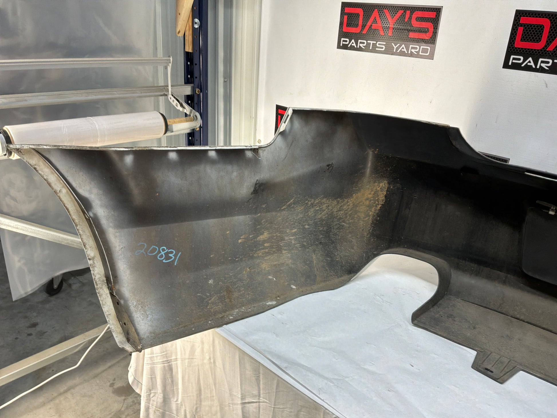 Rear bumper - Day's Parts Yard