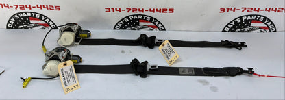 2014 Chevy Caprice PPV RH & LH Front Seat Belt Seatbelt Retractor OEM