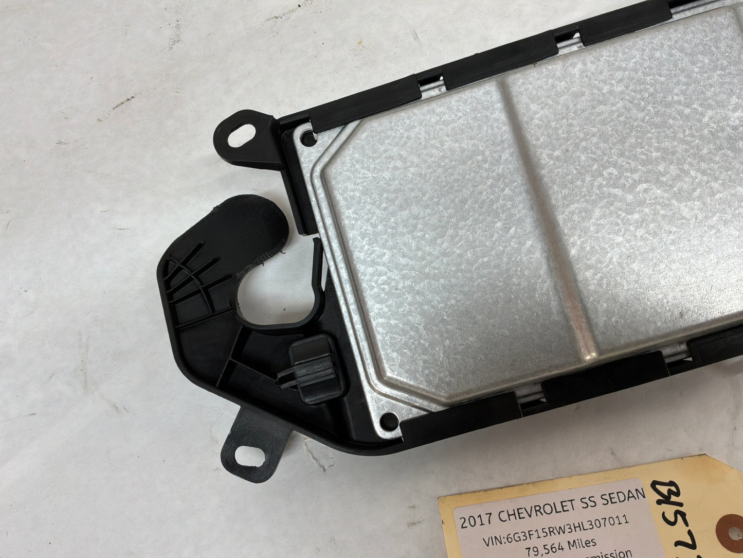 2017 Chevy SS Sedan Electronic Suspension Control Module w/ Bracket OEM