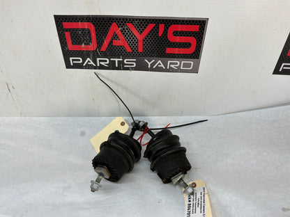 2013 Chevy Camaro ZL1 RH & LH Engine Motor Mounts OEM