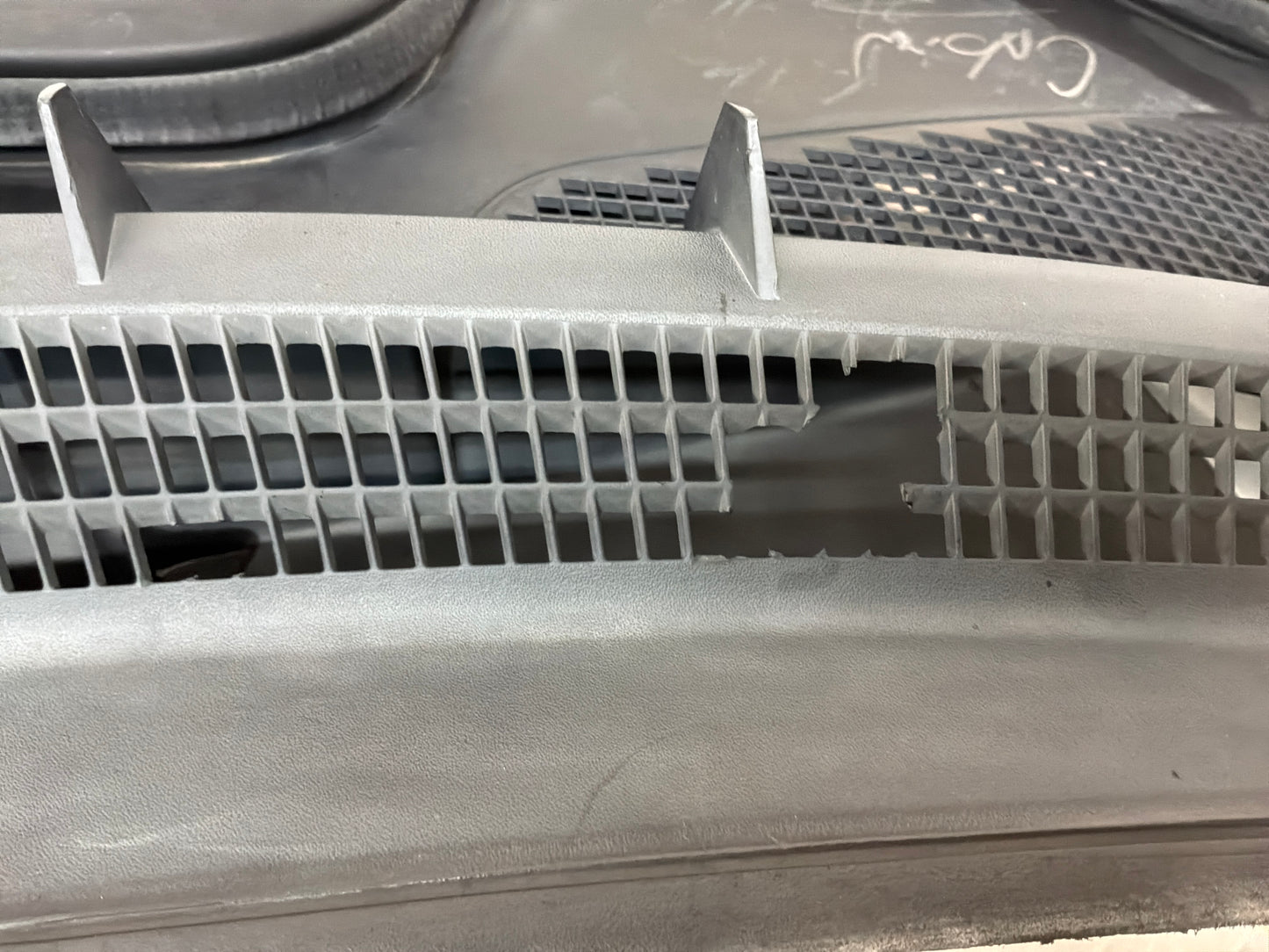 Cowl - Day's Parts Yard