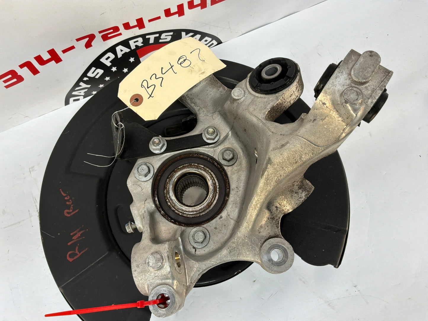 2014 Cadillac CTS-V Sedan Rear RH Passenger Knuckle Spindle Hub OEM