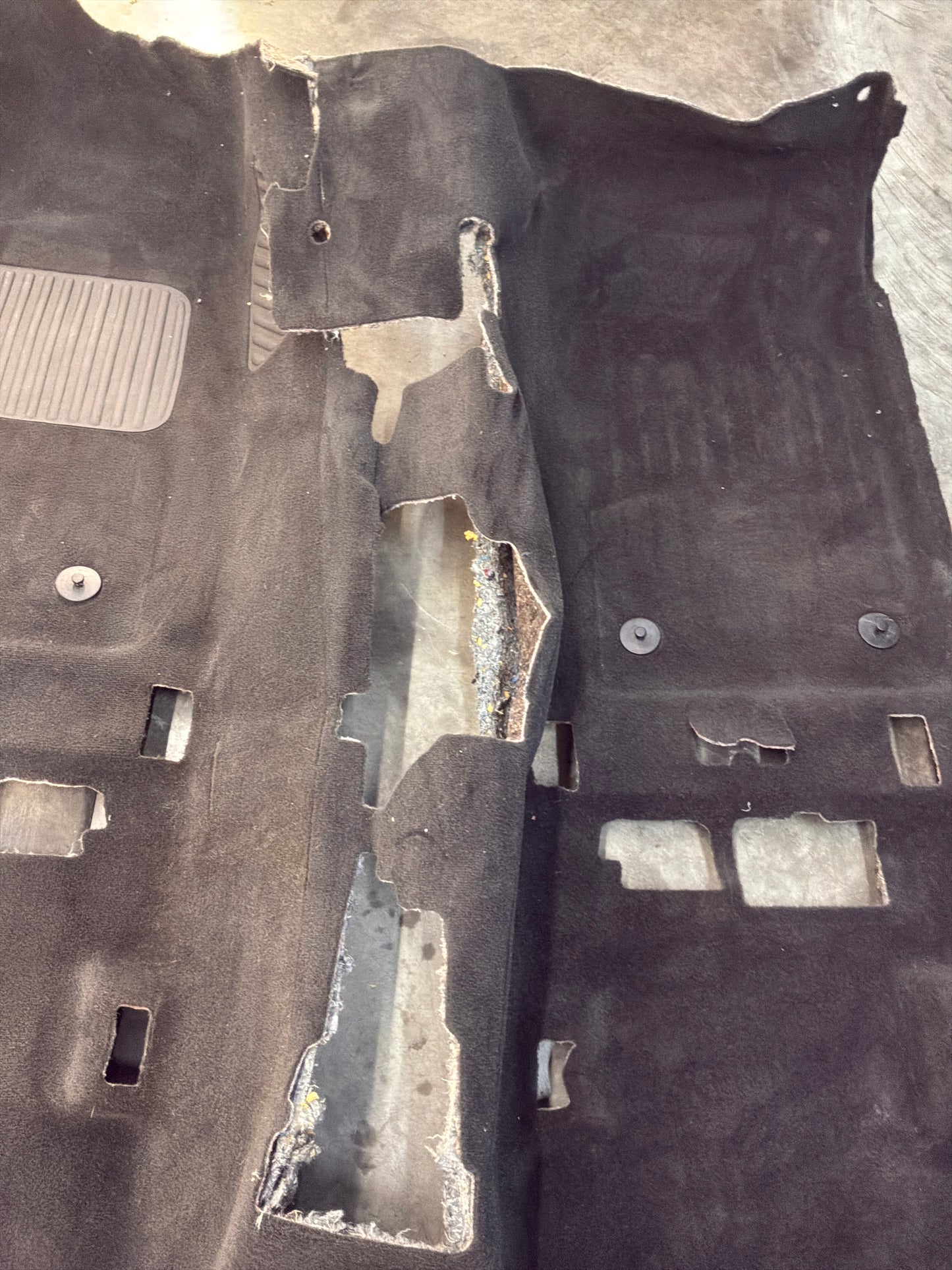 Floor carpet - Day's Parts Yard