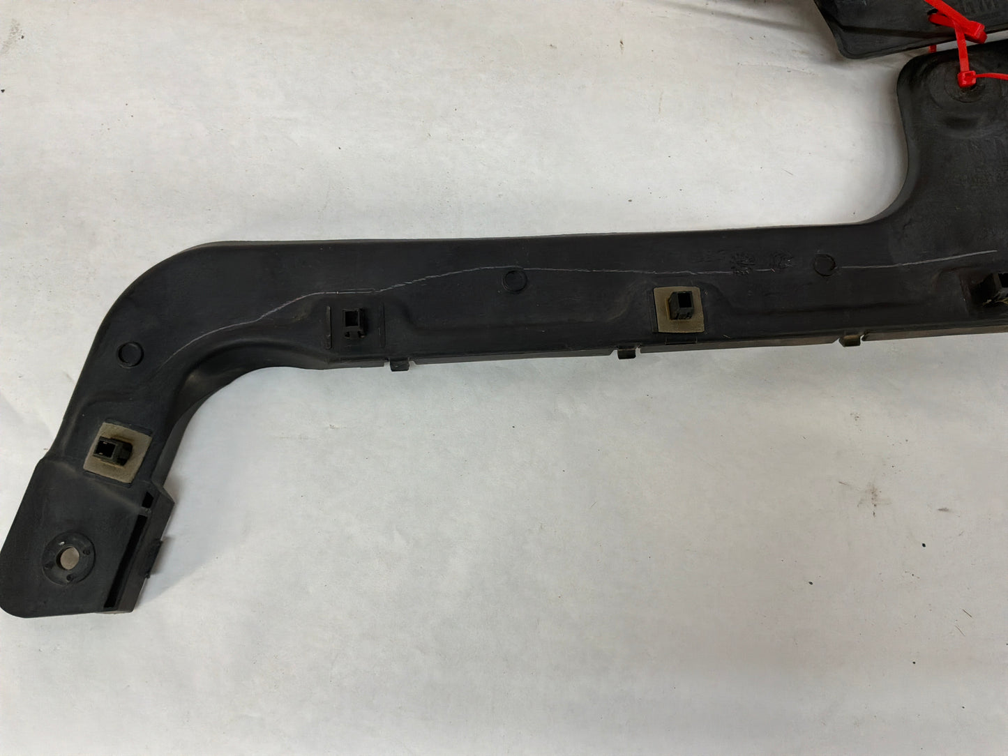 2011 Chevy Caprice PPV RH & LH Rear Bumper Guide Brackets Mounts Supports OEM