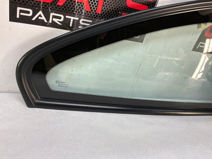 Quarter glass - Day's Parts Yard