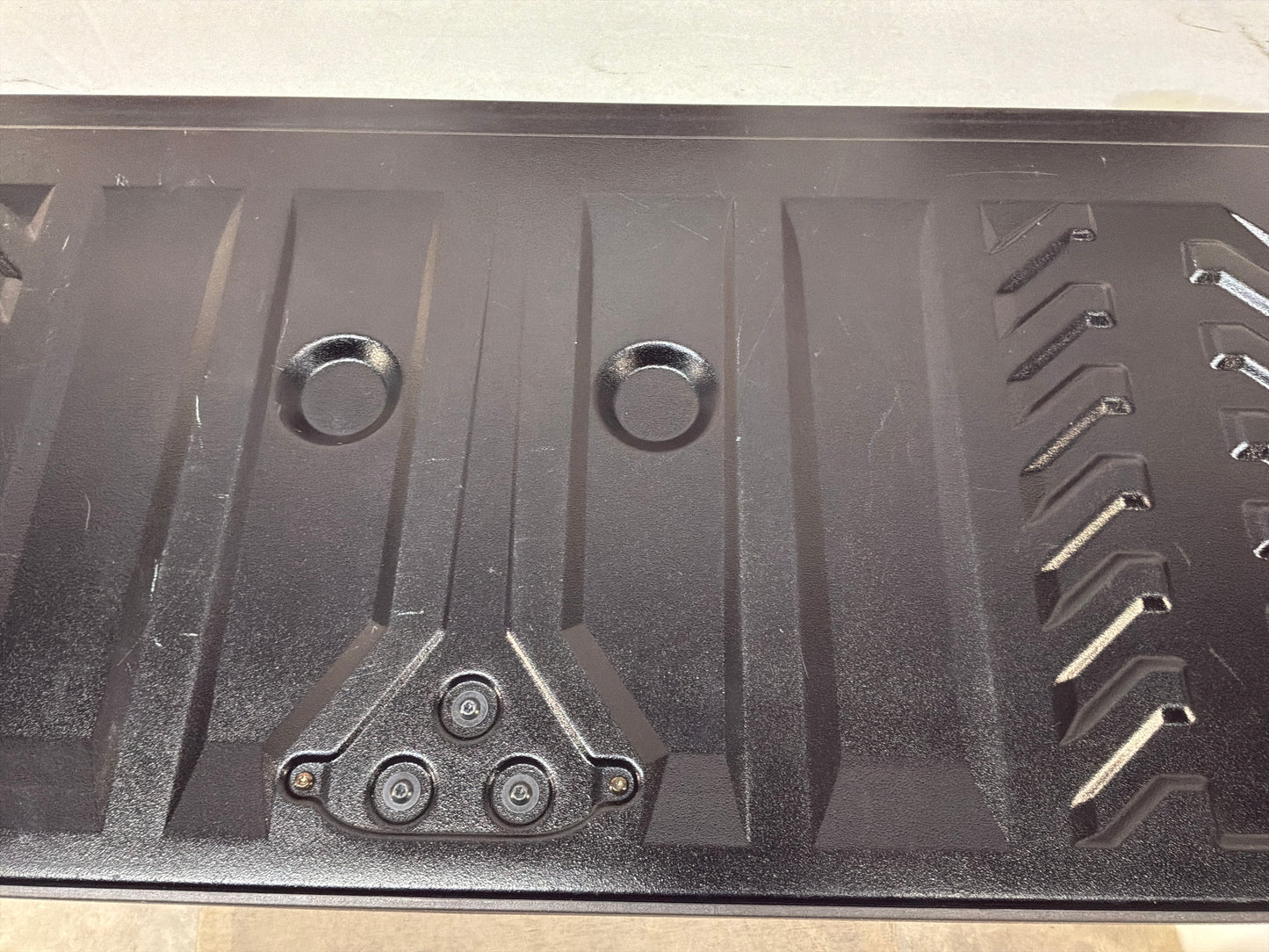 2002 Cadillac Escalade EXT Tailgate Tail Gate OEM