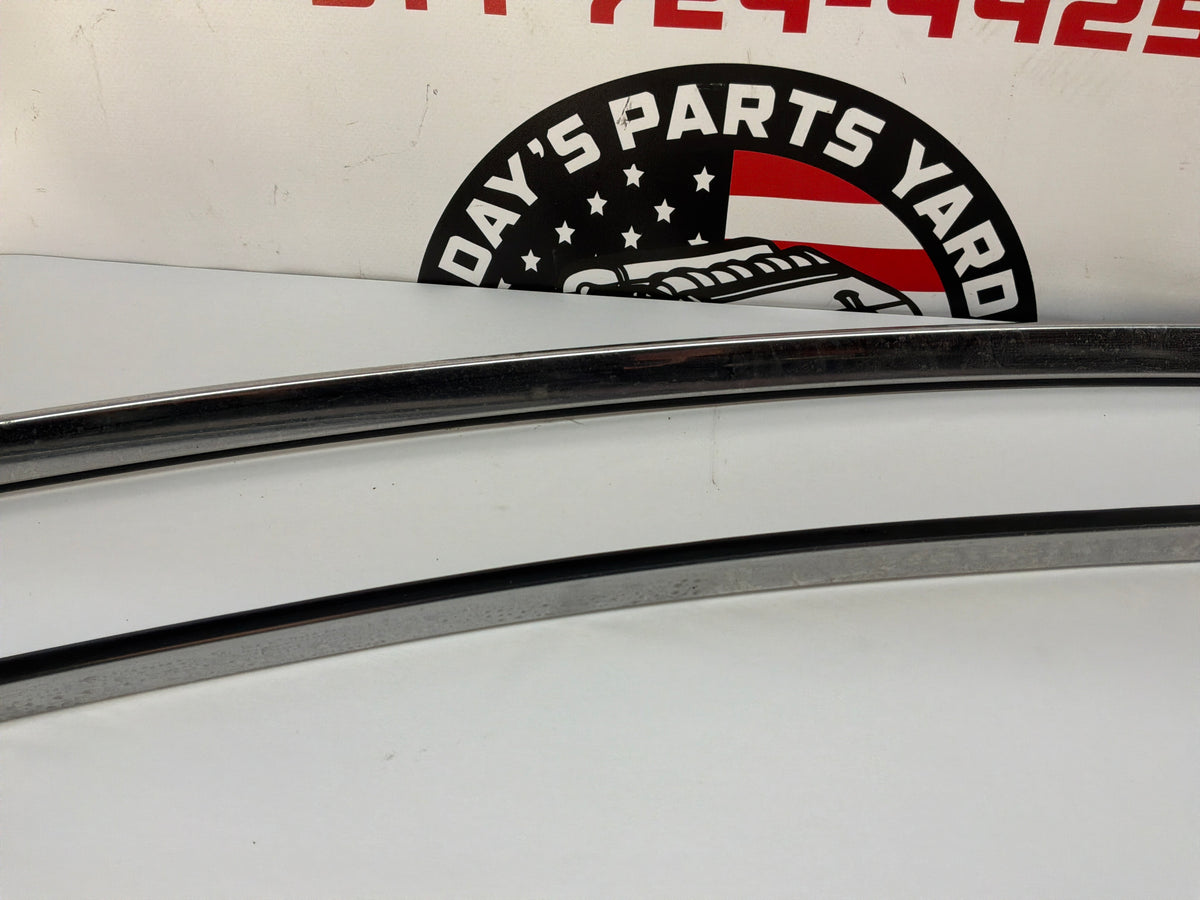 2014 Chevy SS Sedan RH & LH Door Opening Roof Top Frame Reveal Trim Molding OEM