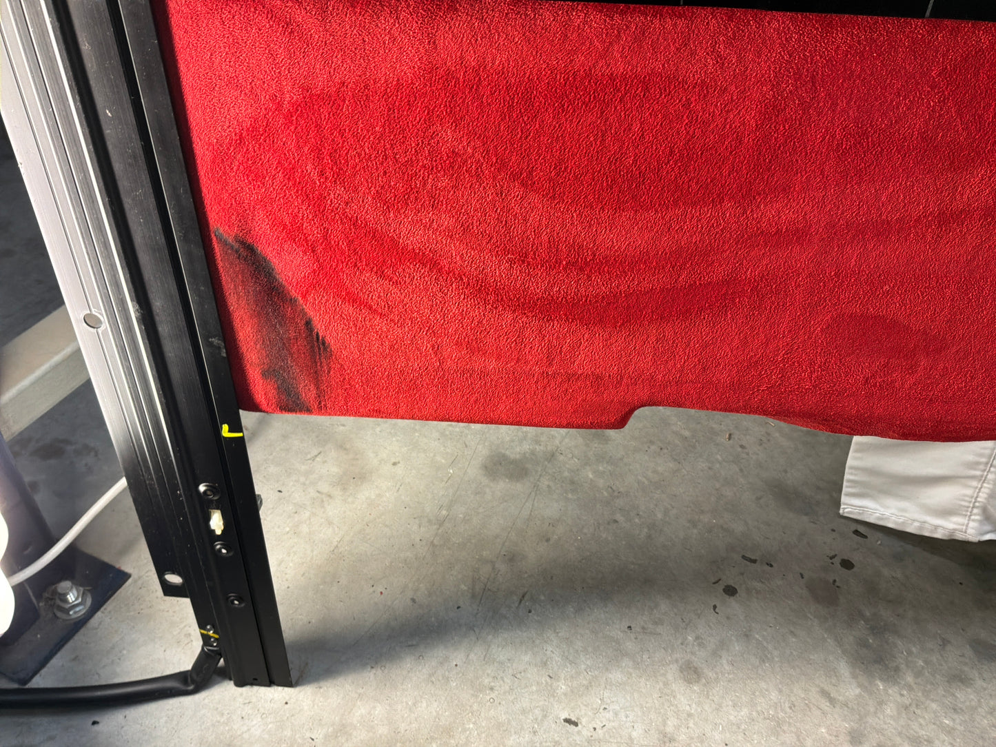 Head liner sunroof and interior trim - Day's Parts Yard