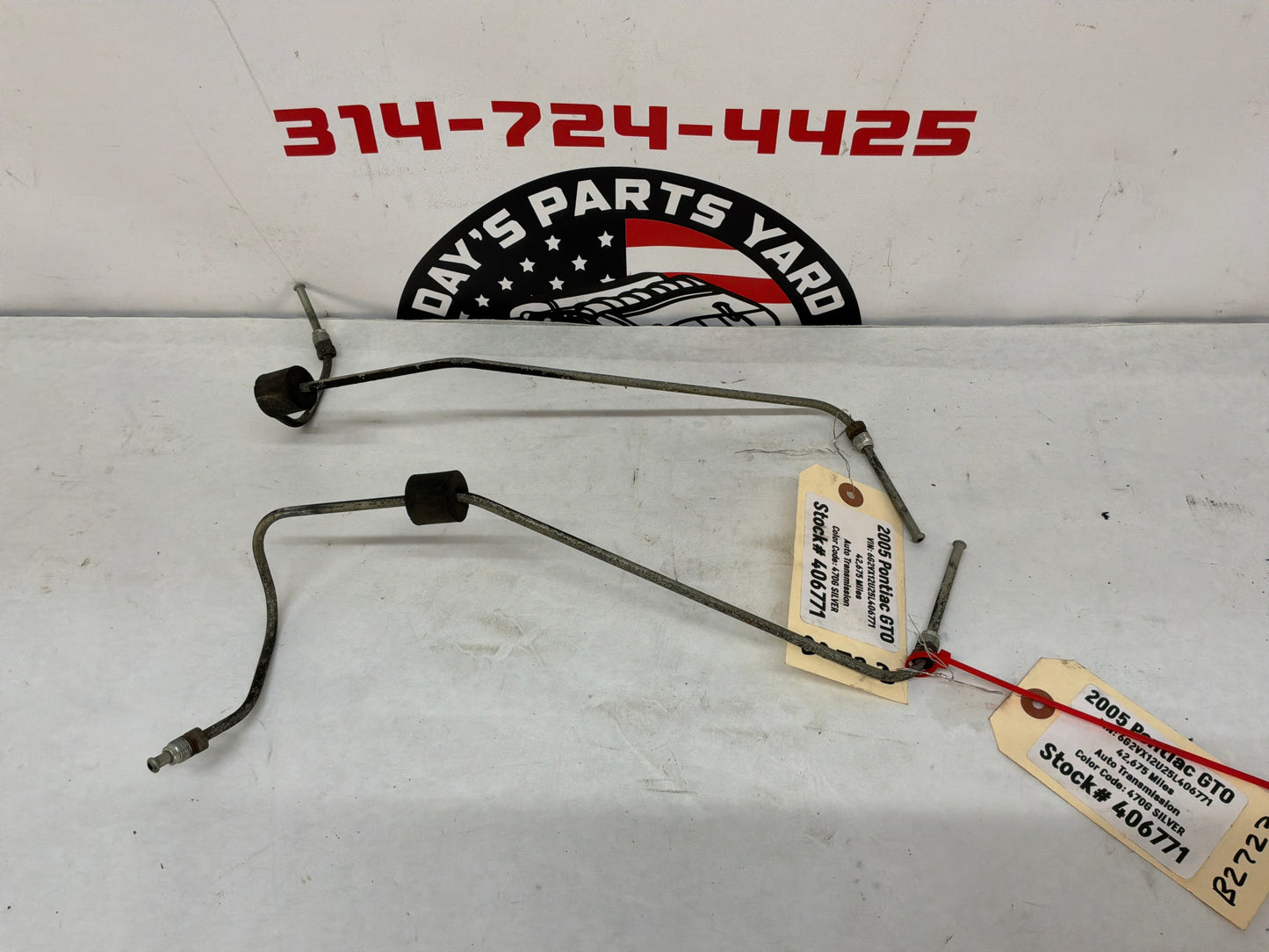 2005 Pontiac GTO  RH & LH Rear Suspension Control Arm Hard Brake Lines Tubes Hoses OEM