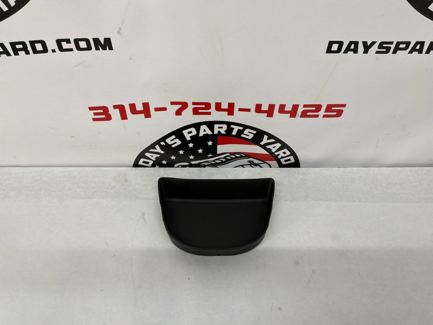 2004 Pontiac GTO Center Console Upper Top Rubber Insert Liner OEM