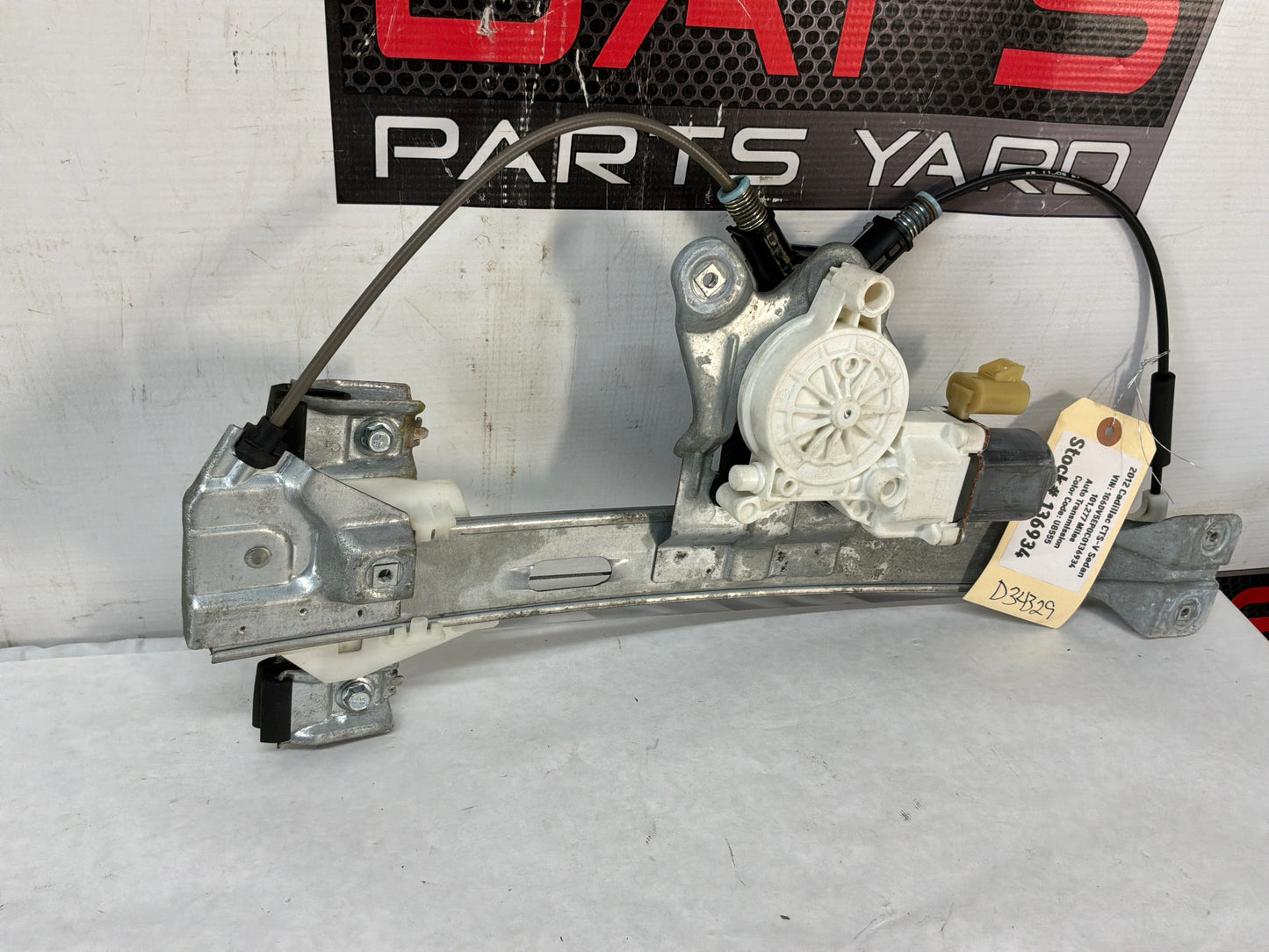 Lh rear window reg - Day's Parts Yard