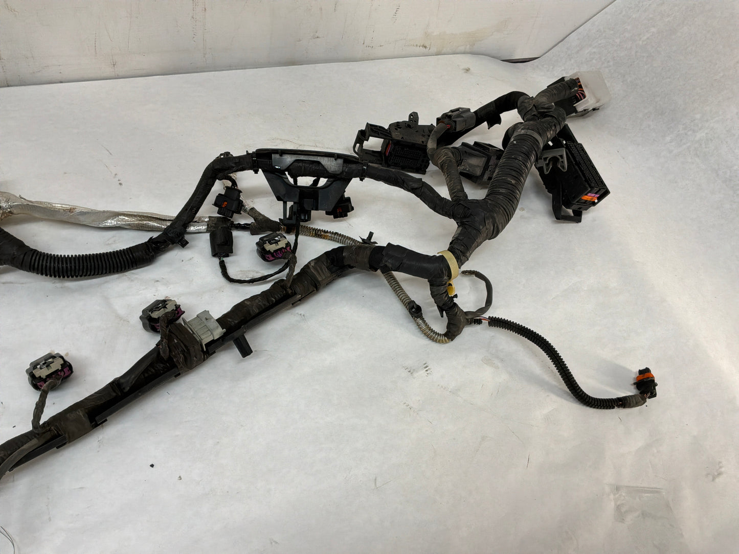 Wire harness - Day's Parts Yard