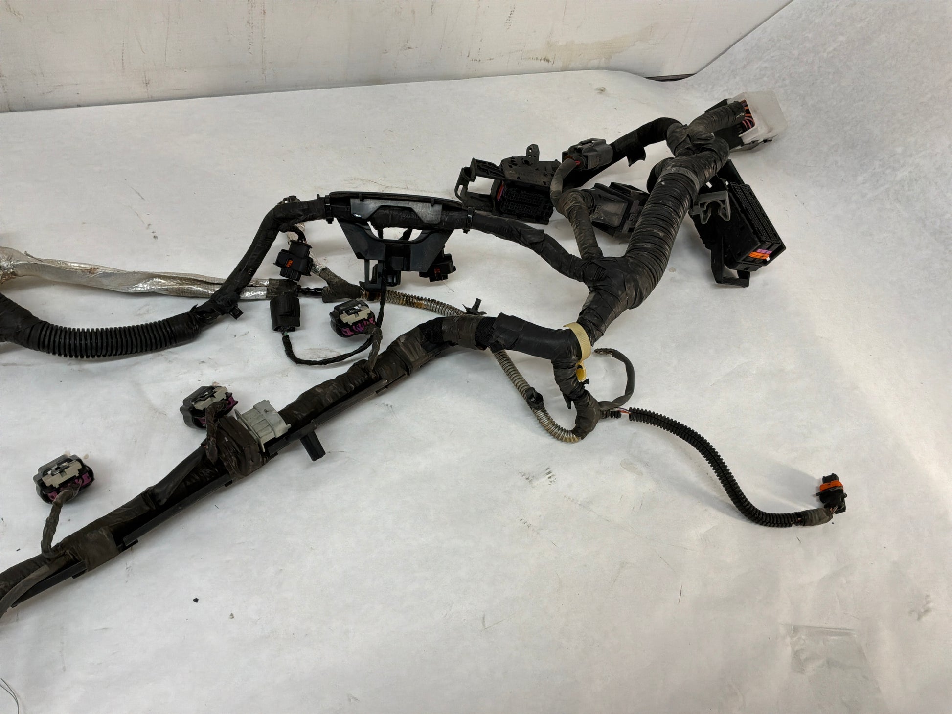 Wire harness - Day's Parts Yard
