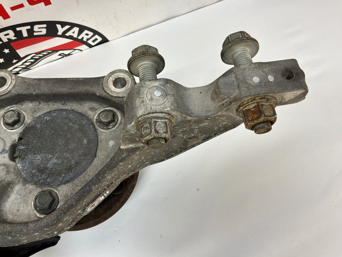 2013 Chevy Camaro ZL1 LH Driver Front Suspension Spindle Knuckle Hub OEM