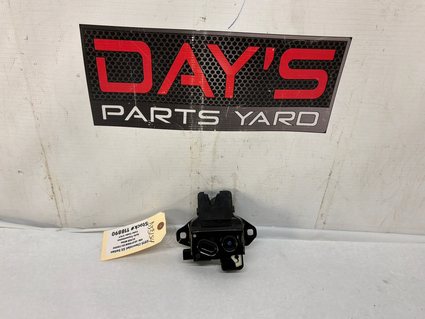 Latch - Day's Parts Yard