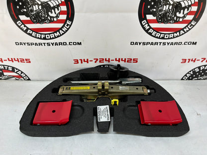 2005 Pontiac GTO Emergency Spare Tire Jack Tool Kit OEM