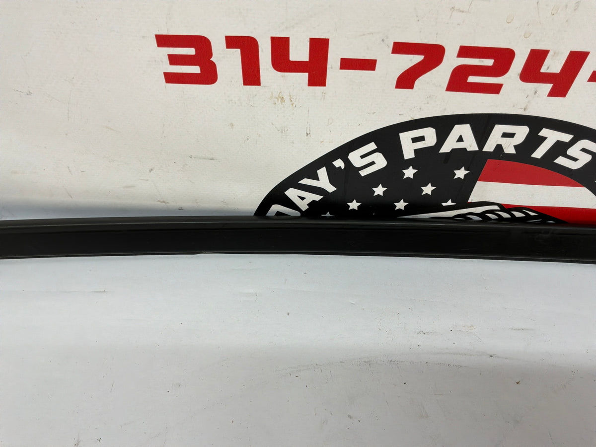 2017 Chevy SS Sedan RH & LH Driver Door Opening Roof Top Frame Reveal Trim Molding OEM