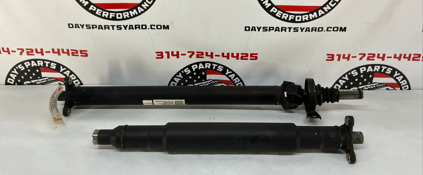 2014 Chevy SS Sedan Automatic Driveshaft Drive Shaft Propeller OEM