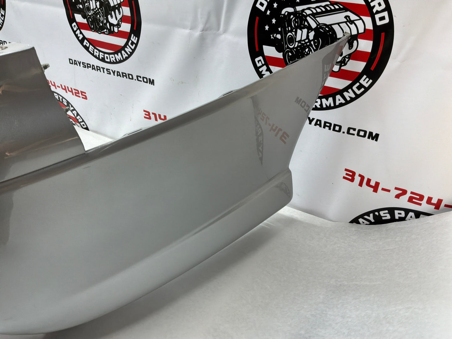 2005 Pontiac GTO Rear Bumper Cover w/ Lower Insert Valance Diffuser Panel Silver OEM