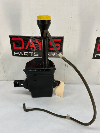 Windshield wiper bottle - Day's Parts Yard