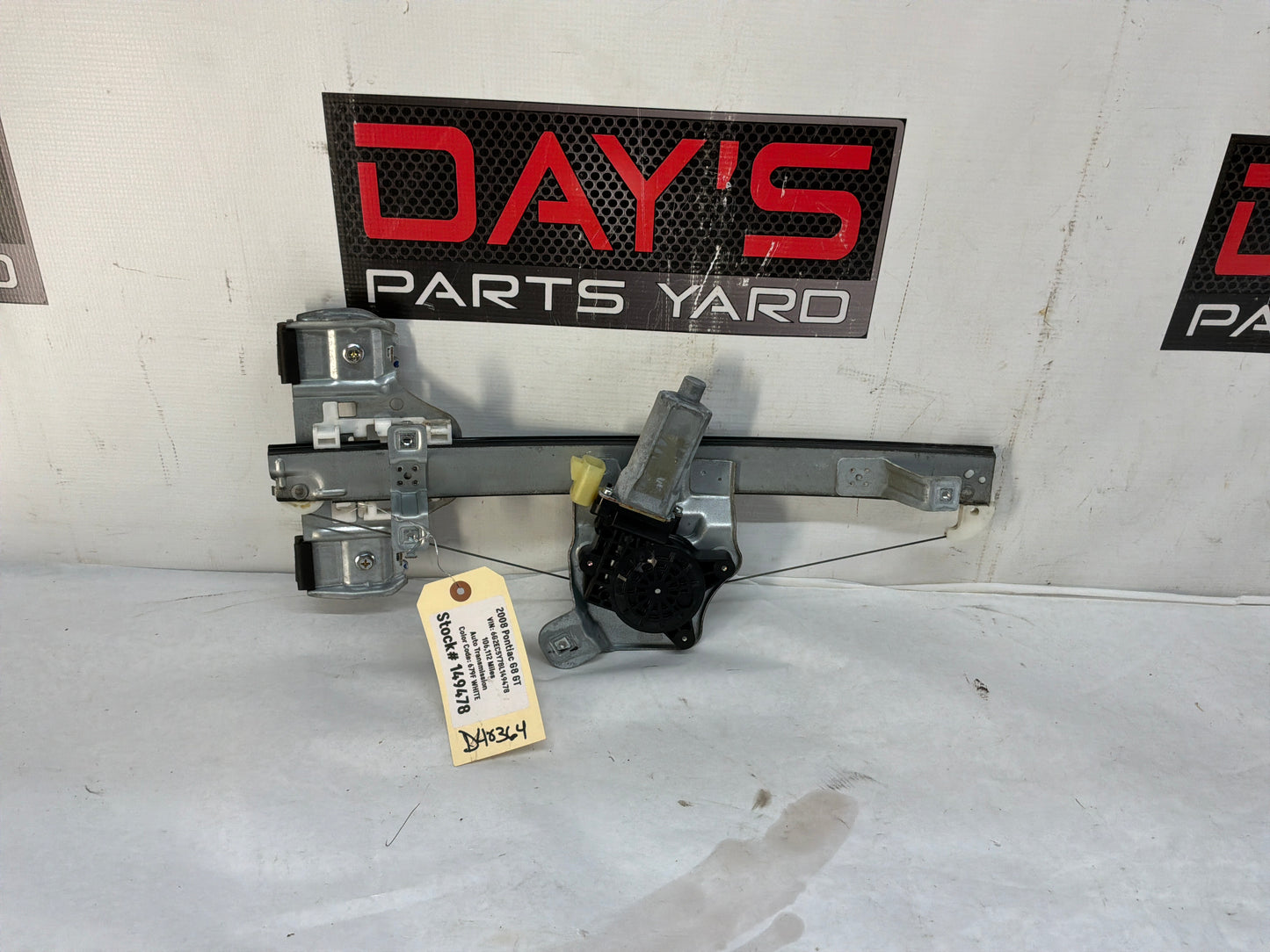 2008 Pontiac G8 GT RH Passenger Rear Door Window Regulator Motor OEM