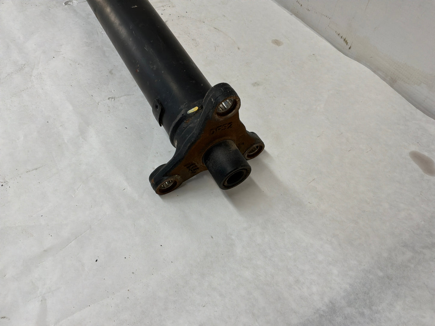 2016 Chevy Caprice PPV Drive Shaft Driveshaft Propeller Shaft OEM