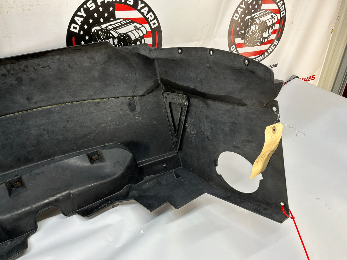 2002 Chevy C5 Corvette Corvette RH Passenger Composite Inner Fender Liner Wheel House Well OEM