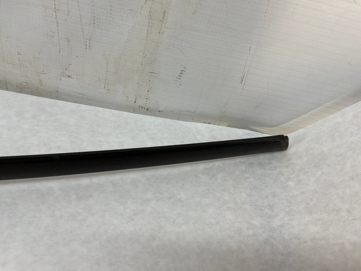 2006 Pontiac GTO RH Passenger Roof Panel Joint Finish Trim Molding OEM