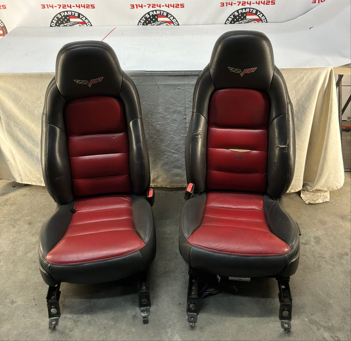 2007 Chevy C6 Corvette Convertible Seats RH & LH Front Seats OEM Red & Black
