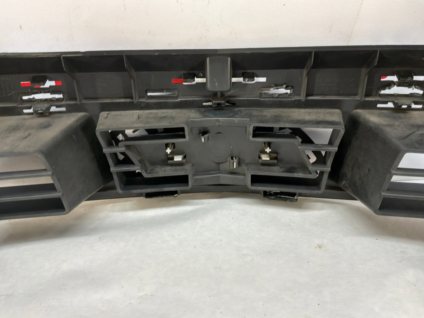 2015 Chevy Camaro SS 1LE Front Bumper Fascia Upper Plastic Grille OEM