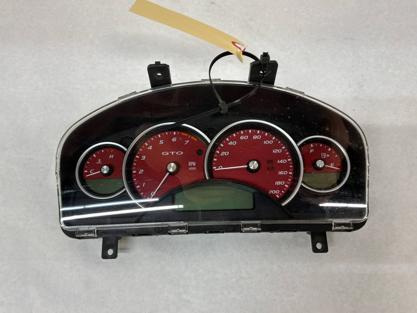 2006 Pontiac GTO Red Instrument Gauge Cluster Speedometer OEM