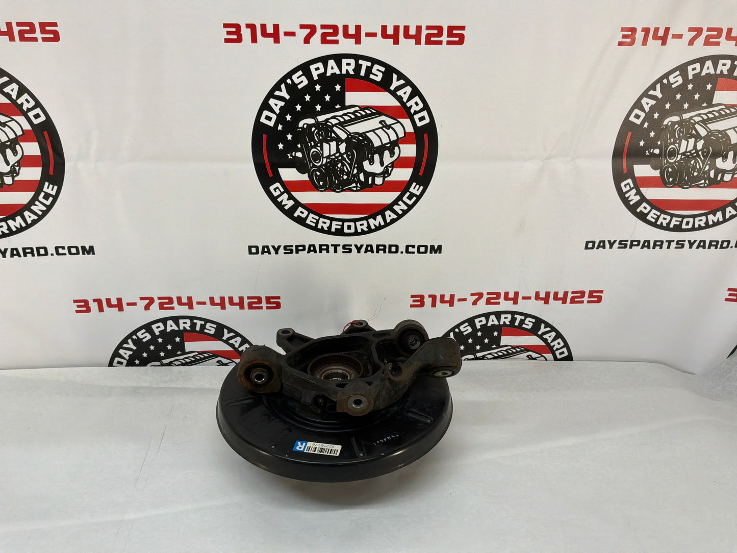 2011 Chevy Caprice PPV RH Passenger Rear Suspension Spindle Hub Knuckle Wheel Bearing OEM