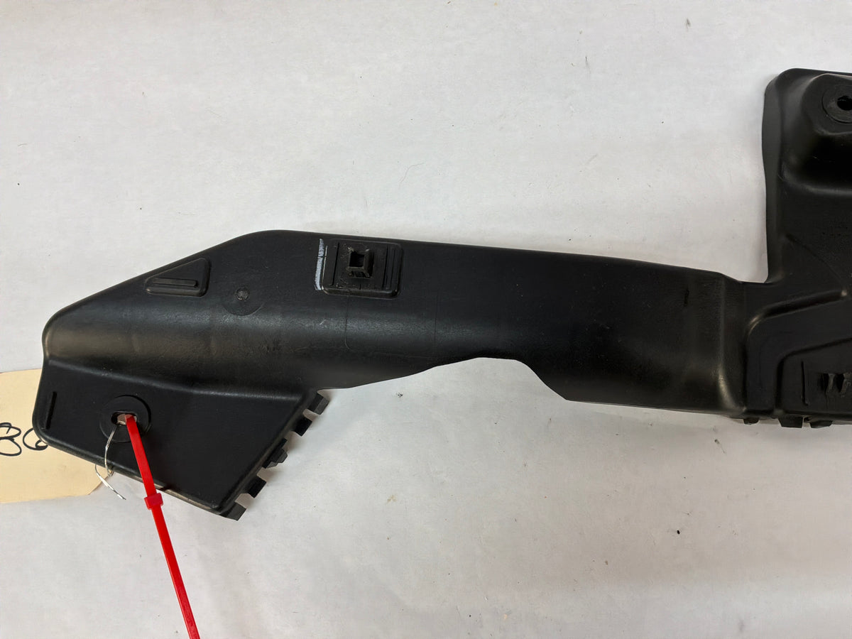 2015 Chevy Camaro SS 1LE RH Passenger Rear Bumper Guide Bracket Support OEM