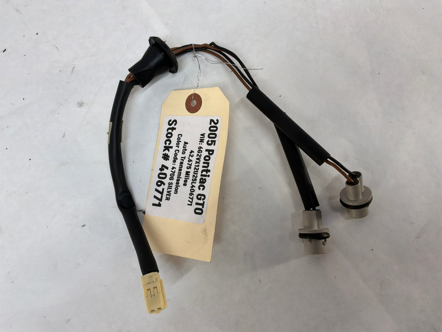 2005 Pontiac GTO License Plate Tag Light Wire Wiring Harness OEM