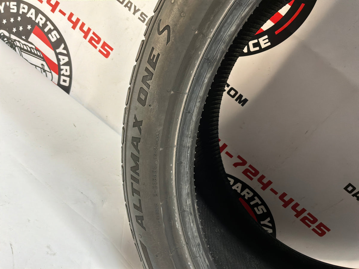 295/30/20 Altimax One's General
