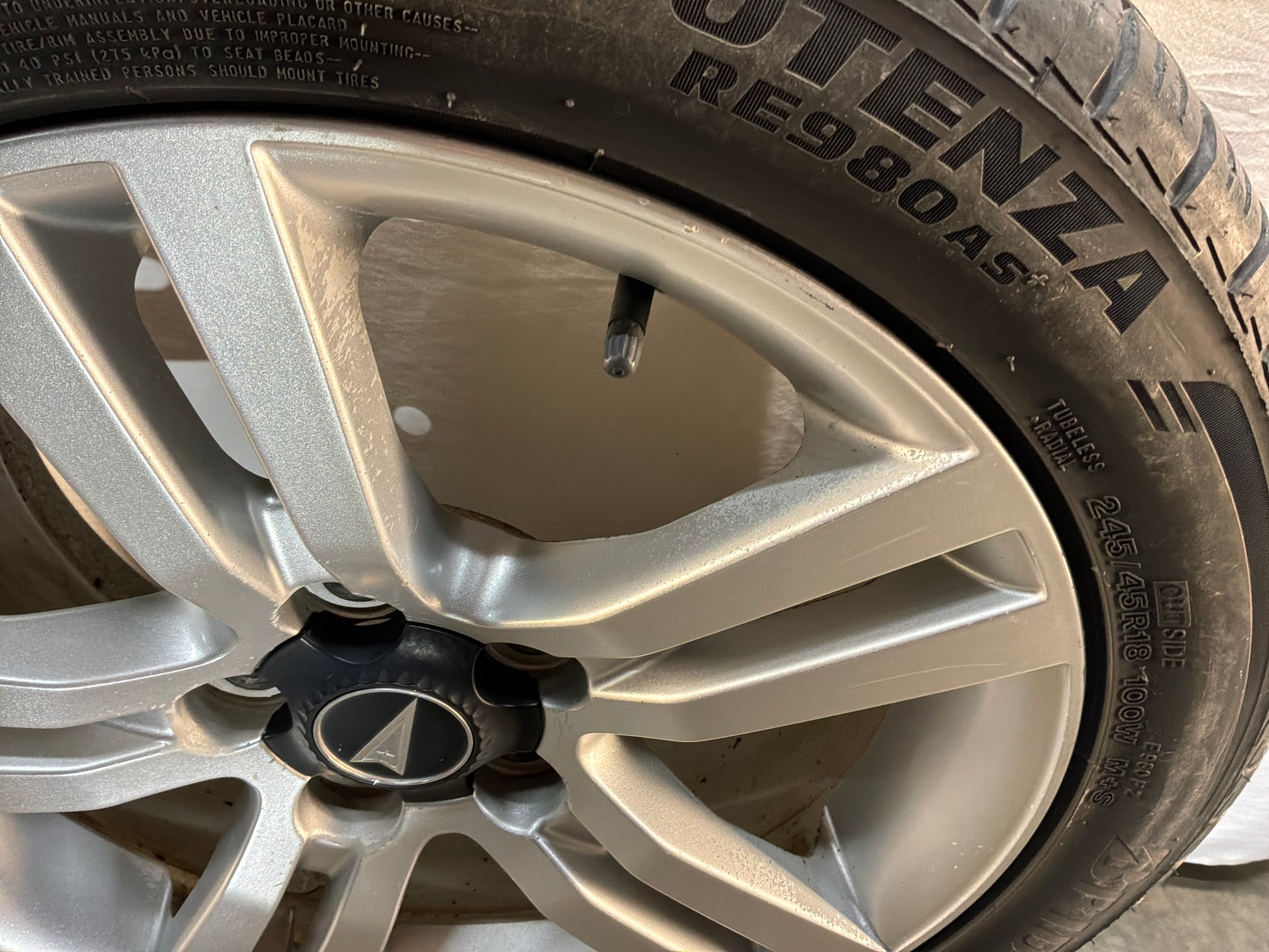 Wheels and tire - Day's Parts Yard
