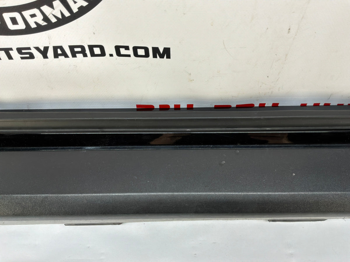 2013 Chevy Camaro ZL1 RH Passenger Rocker Molding Side Skirt Panel OEM