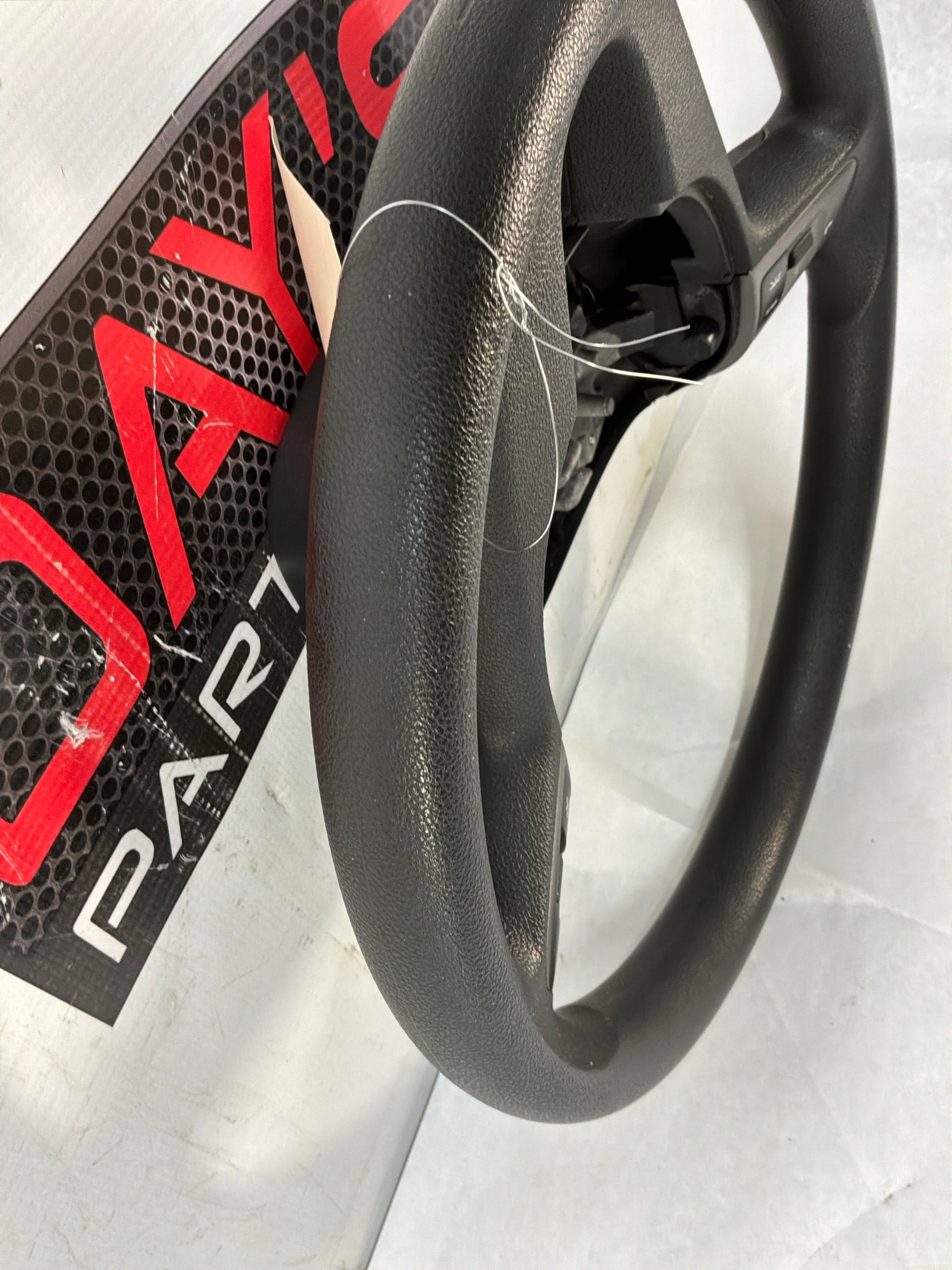 Steering wheel - Day's Parts Yard