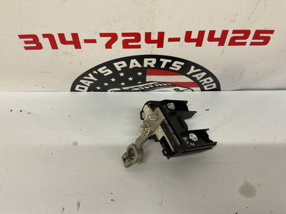 2016 Chevy SS Sedan Positive Battery Terminal Electric Fuse Block OEM